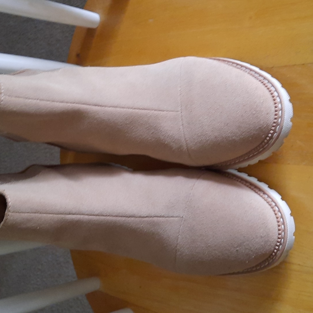 TOMS Booties - Picture 11 of 11